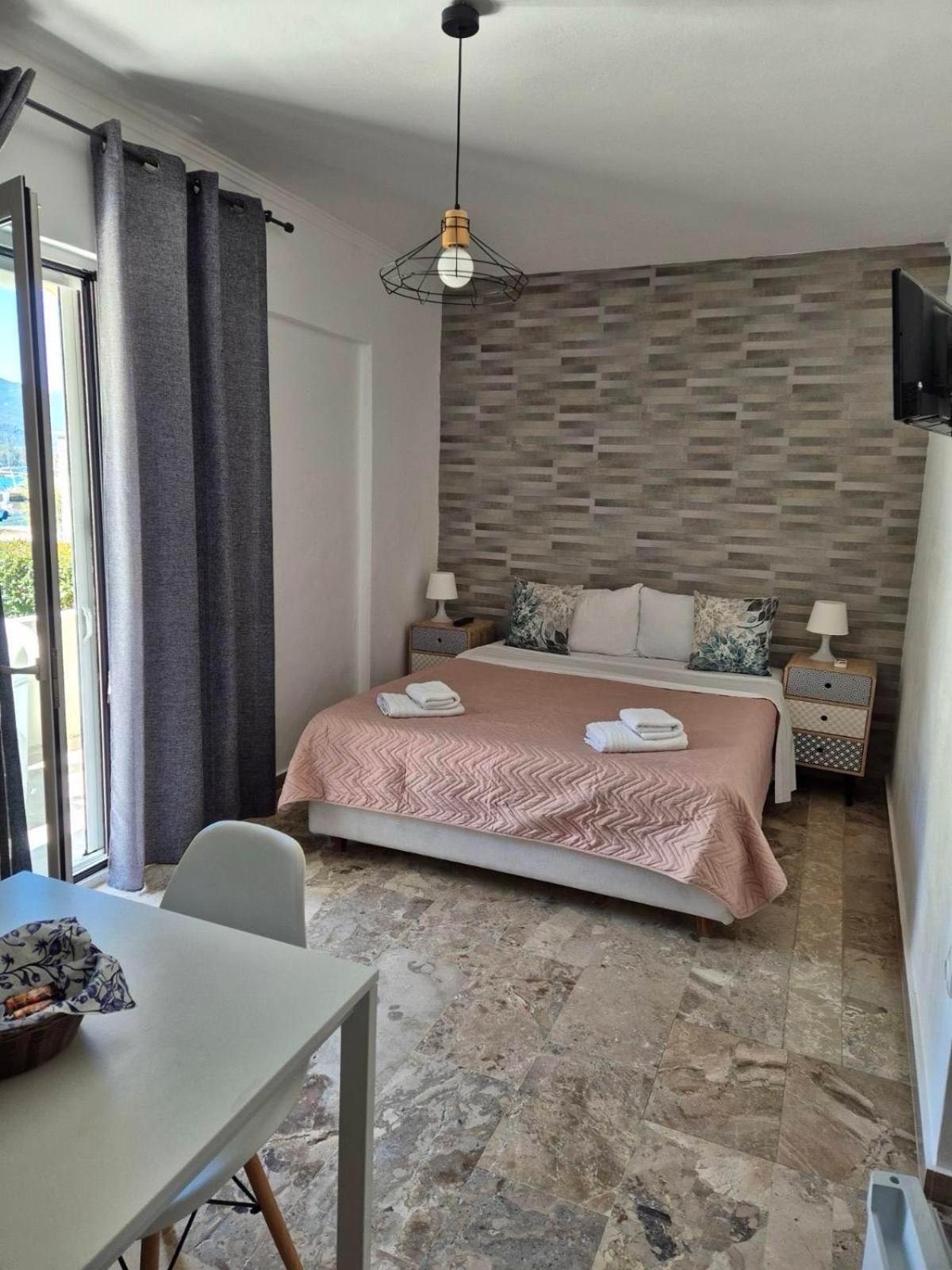 Drossinos Studios Poros Town Екстер'єр фото