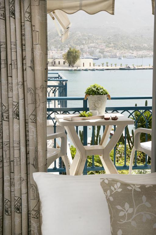 Drossinos Studios Poros Town Екстер'єр фото
